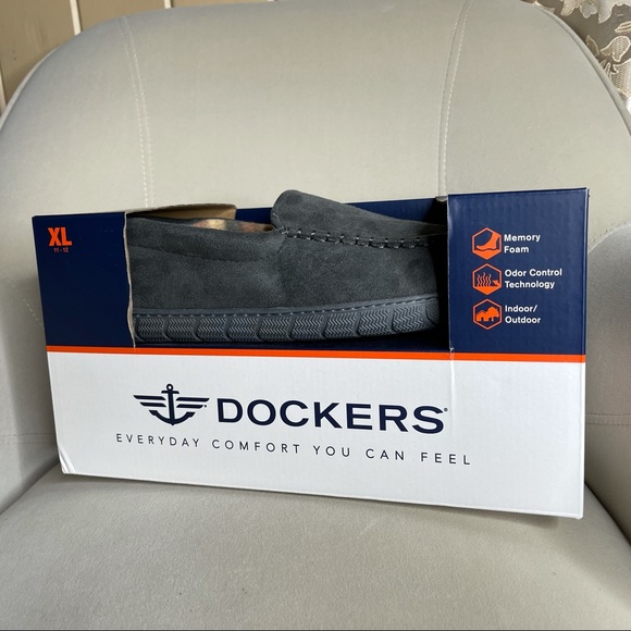 New! Dockers Slippers With Memory Foam Gray With Plaid Interior Size: XL 11/12 - Picture 2 of 4